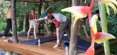 YOGA AU CENTRE ANANTA AO-NANG KRABI